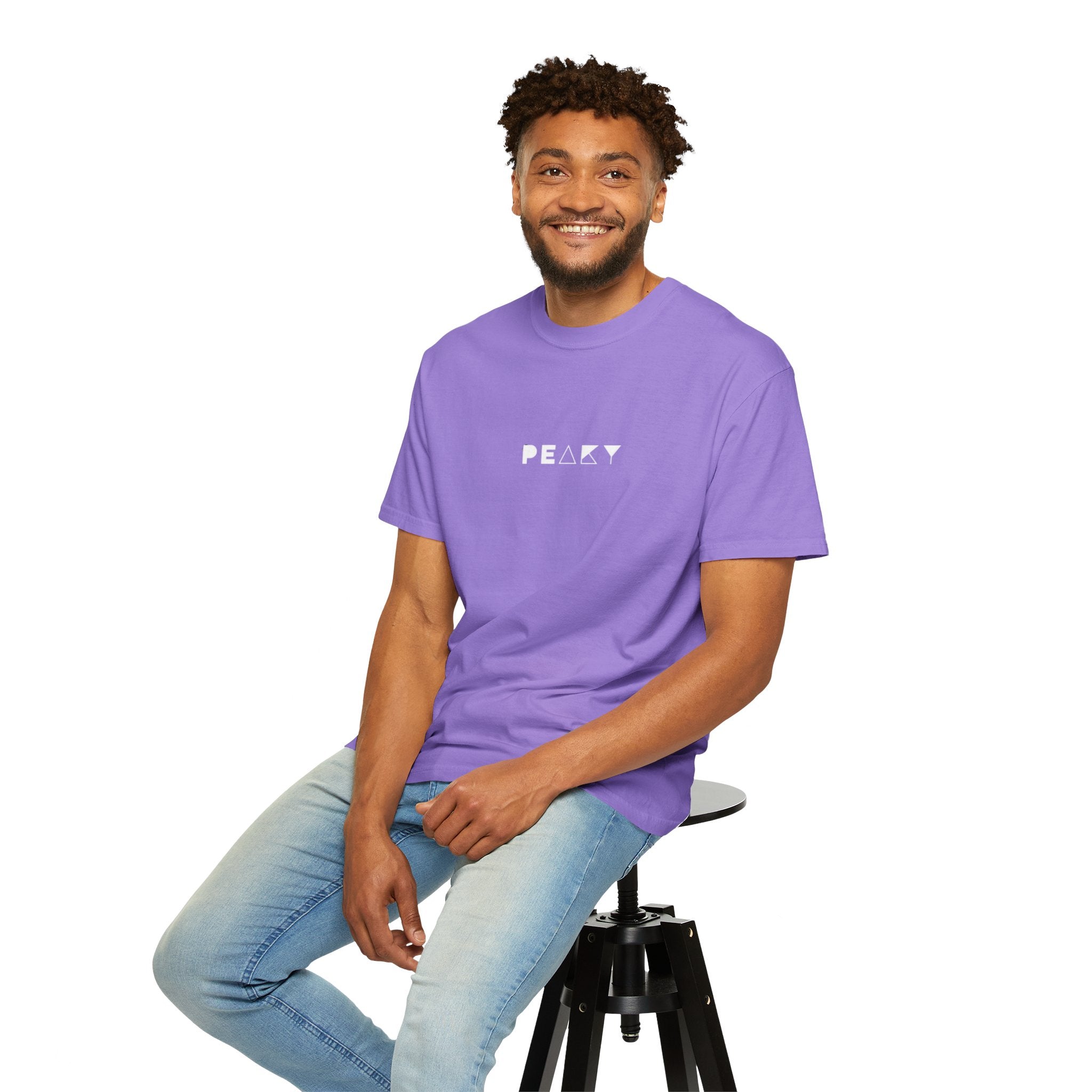 Garment-Dyed T-shirt with Novioni Design