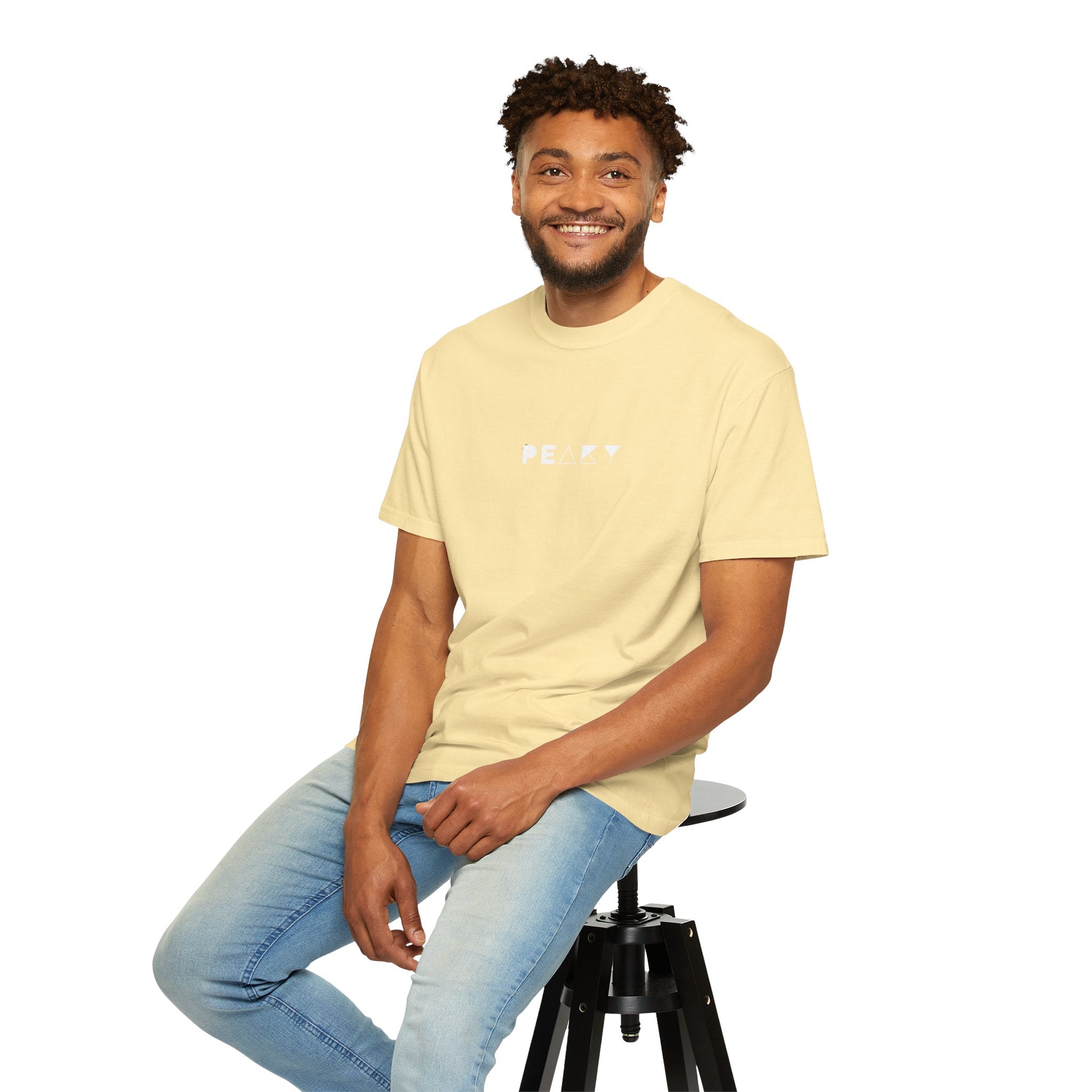 Garment-Dyed T-shirt with Novioni Design