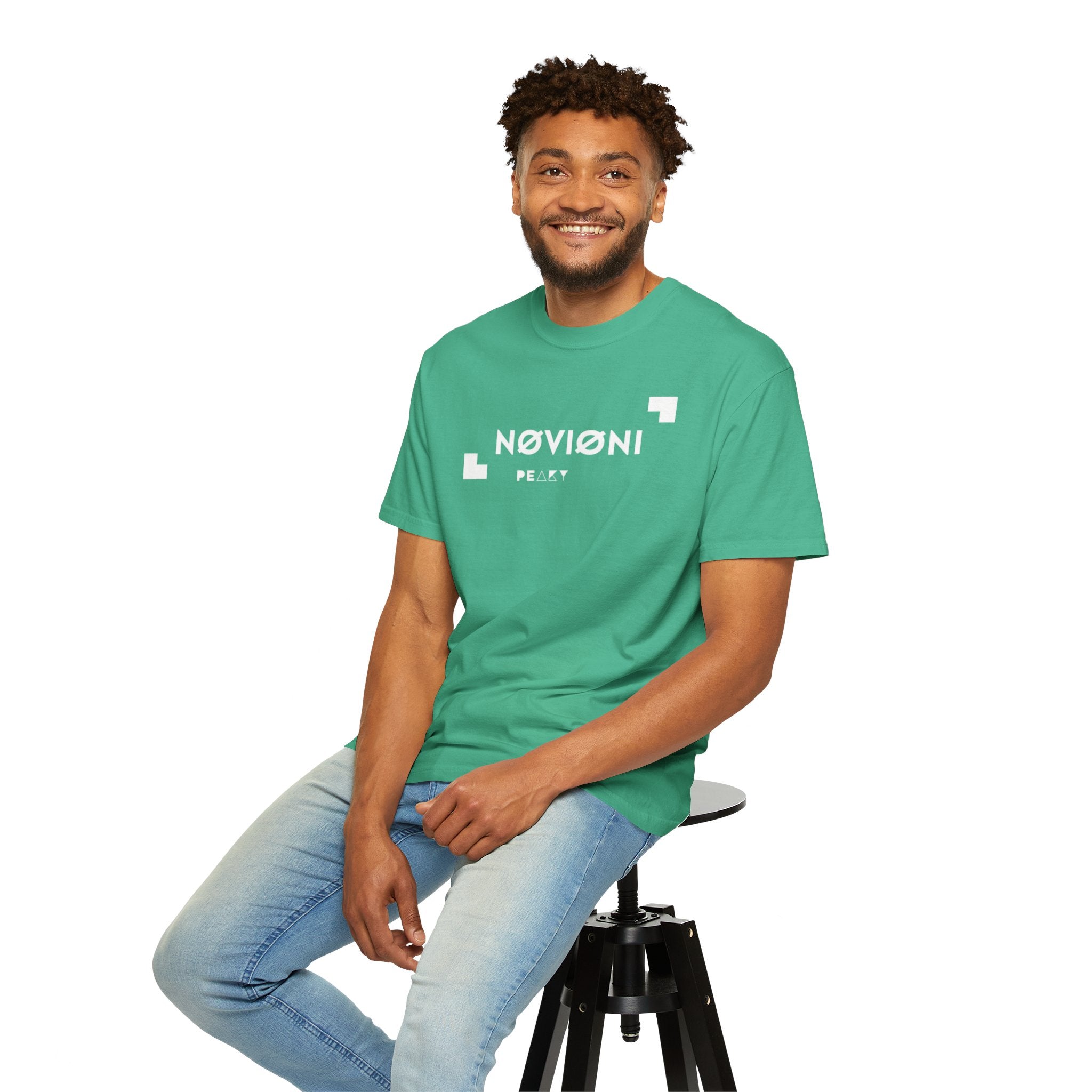 Garment-Dyed T-shirt with Novioni Design
