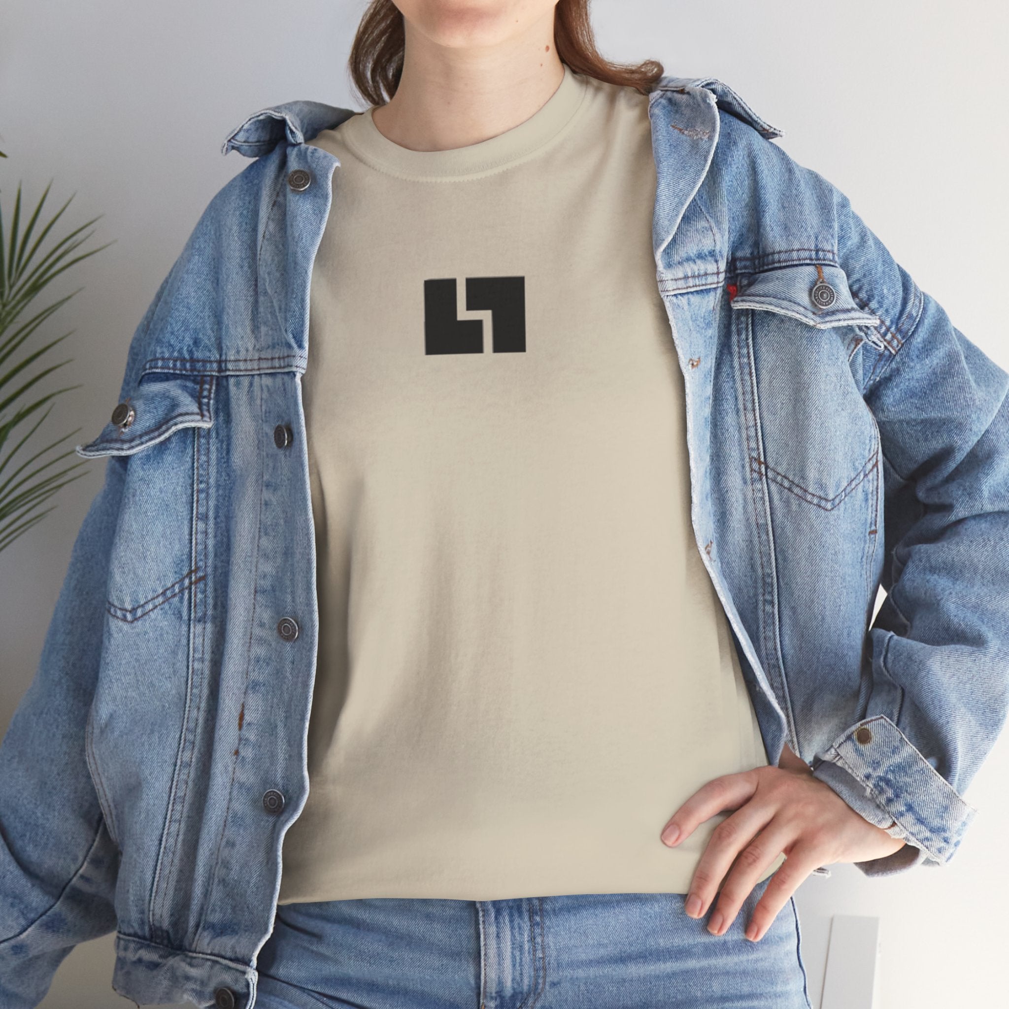 NØVIØNI , Casual Wear tee shirts
